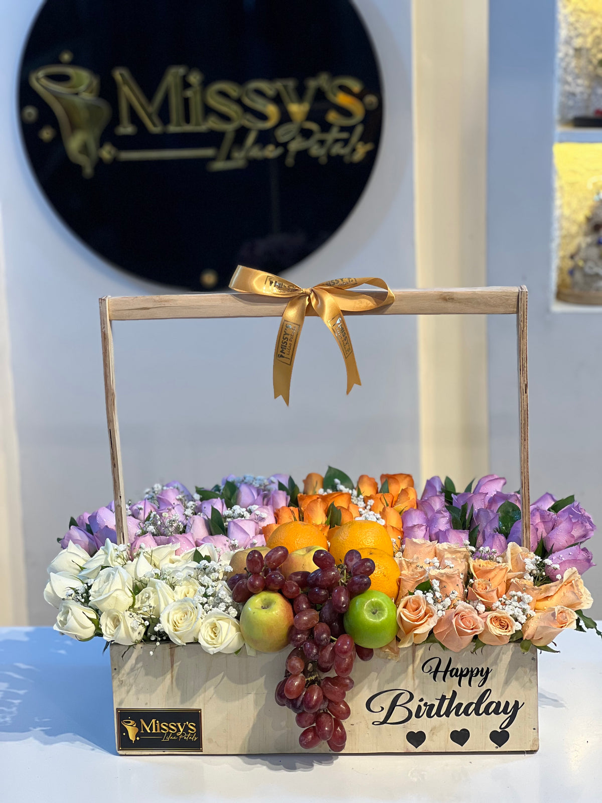 Birthday basket wooden