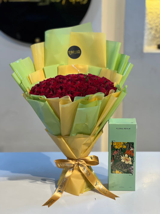 Hand bouquet and diffuser floral realm