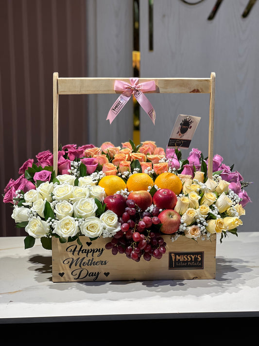 Fruity basket for mom